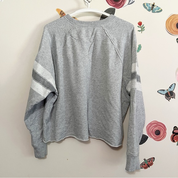 Aerie Gray Crew Neck Sweatshirt with Number Design L - Picture 3 of 9
